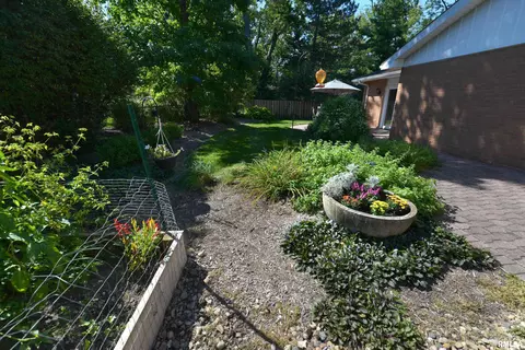 142 E Morningside Dr, Peoria, IL 61614 photo 48