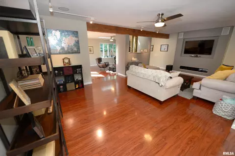 142 E Morningside Dr, Peoria, IL 61614 photo 19