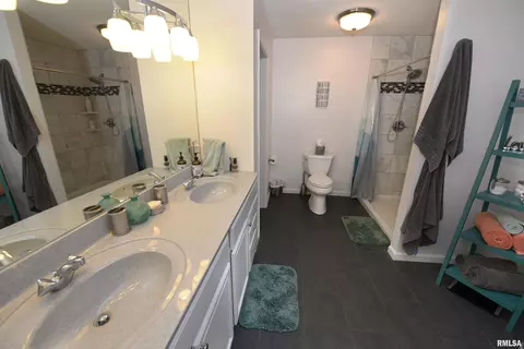 142 E Morningside Dr, Peoria, IL 61614 photo 40