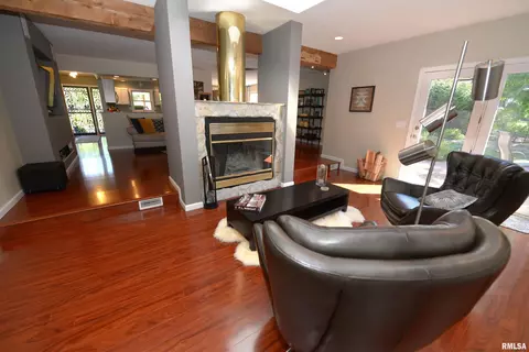 142 E Morningside Dr, Peoria, IL 61614 photo 32