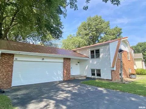 130 Doe Run St, Macomb, IL 61455 photo 3