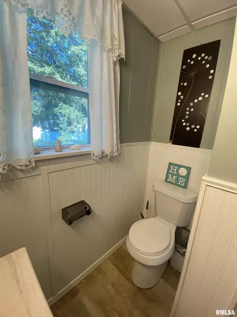 406 N Campbell St, Macomb, IL 61455 photo 20