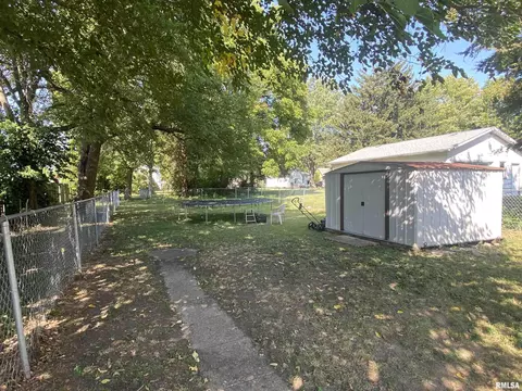 406 N Campbell St, Macomb, IL 61455 photo 24