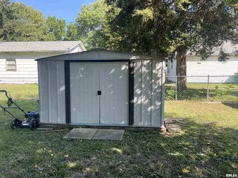 406 N Campbell St, Macomb, IL 61455 photo 26