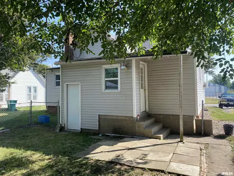 406 N Campbell St, Macomb, IL 61455 photo 25