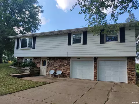 10043 W Lake Camelot Dr, Mapleton, IL 61547 photo 2