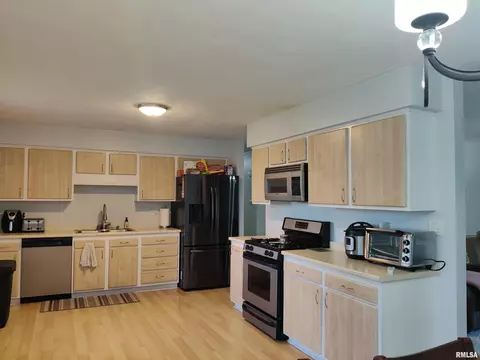 10043 W Lake Camelot Dr, Mapleton, IL 61547 photo 7