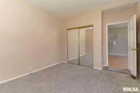 818 S Cedar St, Delavan, IL 61734 photo 22