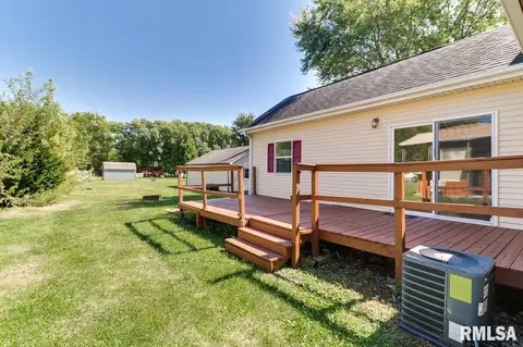 818 S Cedar St, Delavan, IL 61734 photo 34