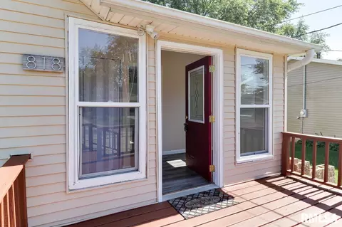 818 S Cedar St, Delavan, IL 61734 photo 3
