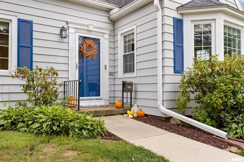 232 N Kickapoo Ter, Peoria, IL 61604 photo 3