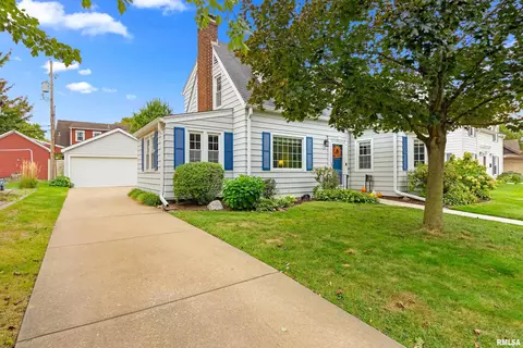 232 N Kickapoo Ter, Peoria, IL 61604 photo 2