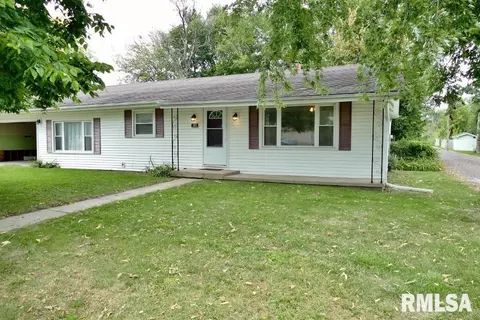 105 Elm St, Dunlap, IL 61525 photo 2