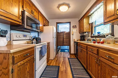 1120 W Progress St, Metamora, IL 61548 photo 6