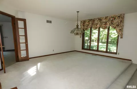 6 Roth Ct, Metamora, IL 61548 photo 23