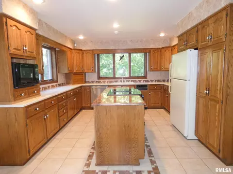 6 Roth Ct, Metamora, IL 61548 photo 18