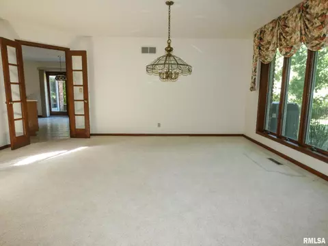 6 Roth Ct, Metamora, IL 61548 photo 24