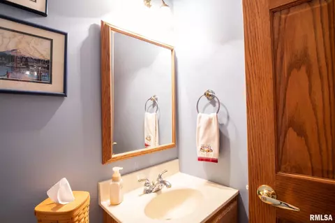 480 Oak Point Rd, Metamora, IL 61548 photo 20