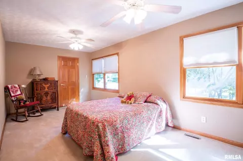 480 Oak Point Rd, Metamora, IL 61548 photo 34