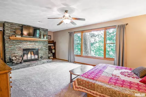 480 Oak Point Rd, Metamora, IL 61548 photo 21