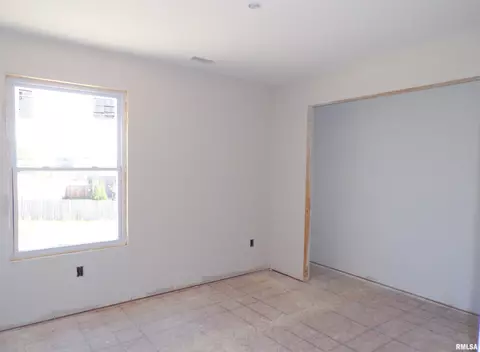 302 Elgin Ct, Washington, IL 61571 photo 18