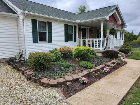 15531 E Geronimo Dr, Cuba, IL 61427 photo 1