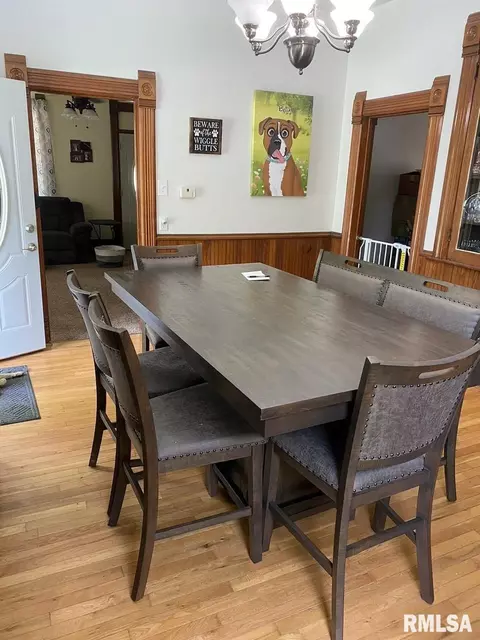 233 S White St, Macomb, IL 61455 photo 8