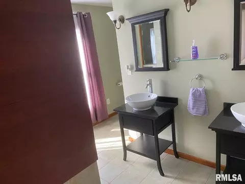 233 S White St, Macomb, IL 61455 photo 20