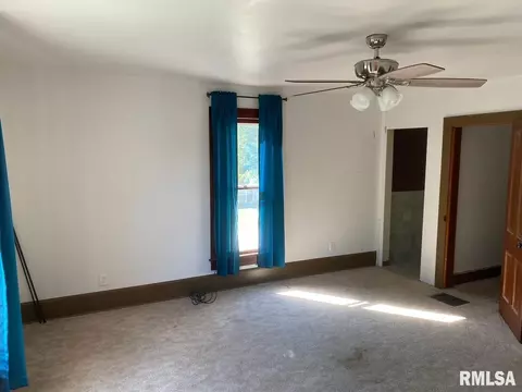 233 S White St, Macomb, IL 61455 photo 17
