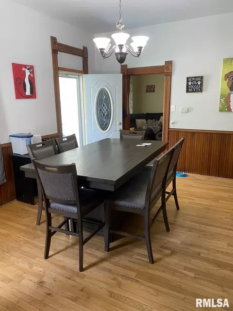 233 S White St, Macomb, IL 61455 photo 7