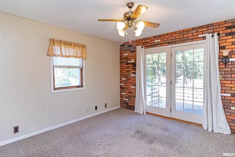 717 E Madison St, Metamora, IL 61548 photo 16