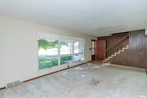 717 E Madison St, Metamora, IL 61548 photo 8