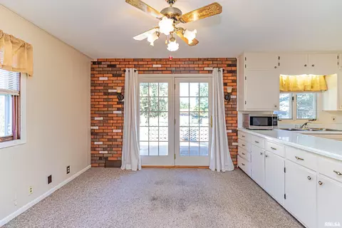 717 E Madison St, Metamora, IL 61548 photo 14