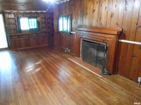 13 Hickory Grv, Macomb, IL 61455 photo 5