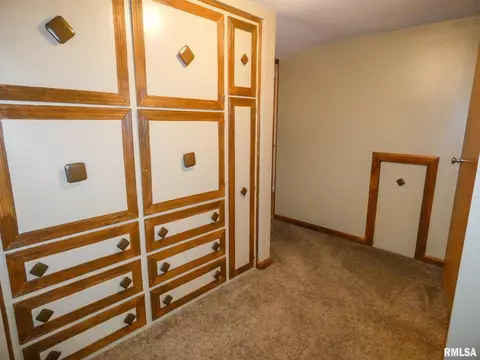 626 S Kickapoo Ln, Peoria, IL 61604 photo 19