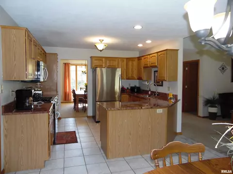 7911 W Bridlebrook Dr, Mapleton, IL 61547 photo 7