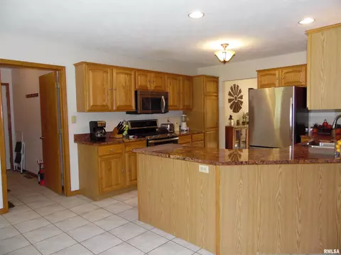 7911 W Bridlebrook Dr, Mapleton, IL 61547 photo 8