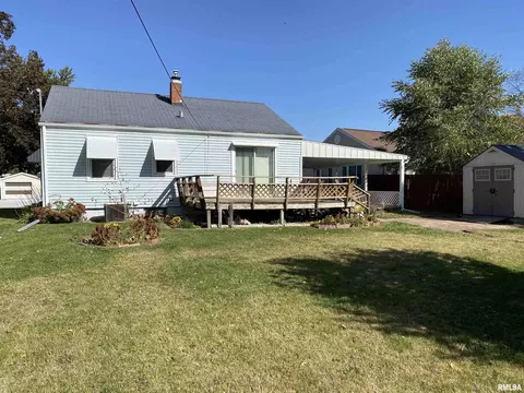 1176 Sunview Ter, Canton, IL 61520 photo 3
