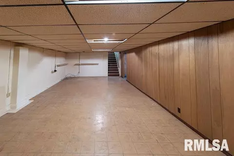 721 S Kickapoo Ln, Peoria, IL 61604 photo 26