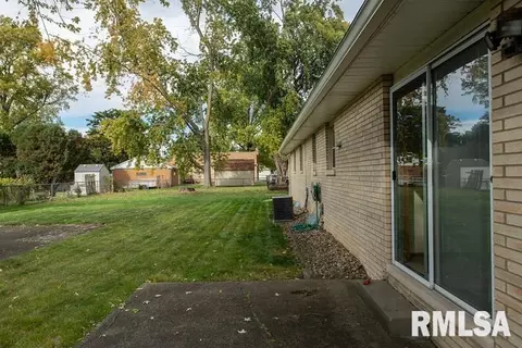 721 S Kickapoo Ln, Peoria, IL 61604 photo 33