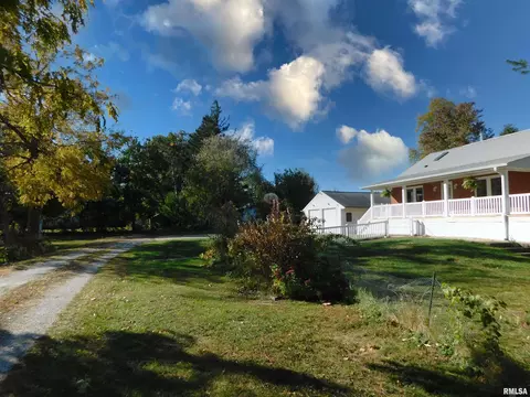 206 W Ash St, Dunlap, IL 61525 photo 2