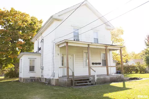 305 Leo St, Eureka, IL 61530 photo 4