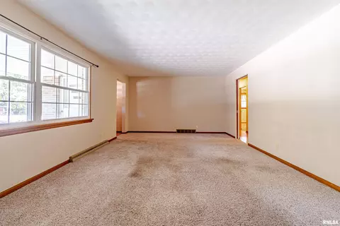 308 Beverly Ave, Morton, IL 61550 photo 5