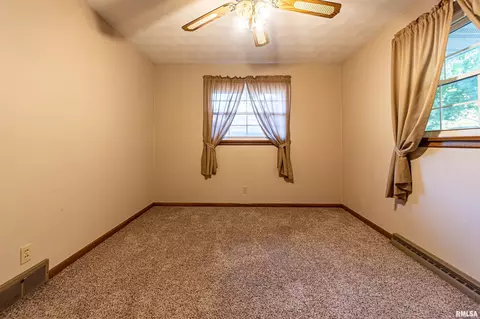 308 Beverly Ave, Morton, IL 61550 photo 17
