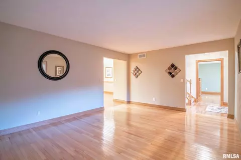4015 S Wheatfield Rd, Mapleton, IL 61547 photo 5