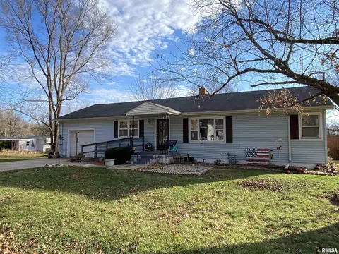 124 E Main St, Canton, IL 61520 photo 1