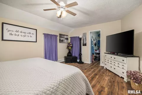 209 W Tower St, Eureka, IL 61530 photo 14