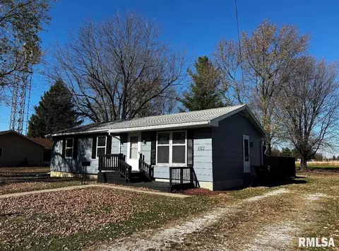 1112 E Wheeler St, Macomb, IL 61455 photo 1