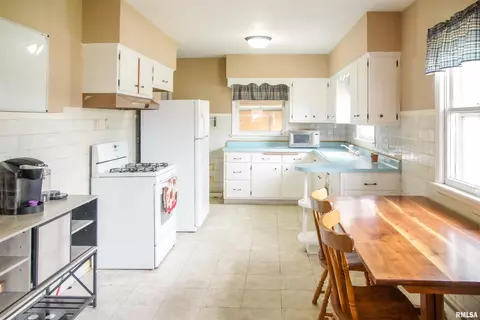 5617 N Kickapoo Edwards Rd, Edwards, IL 61528 photo 7