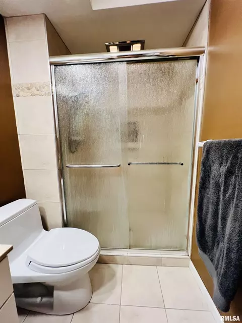 7 Heath Ct, Macomb, IL 61455 photo 38